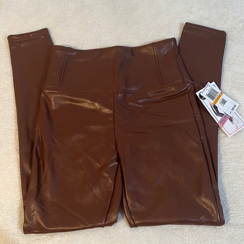 Tinseltown High Rise Legging, color: Hot Chocolate, Size S (in Junior Women)